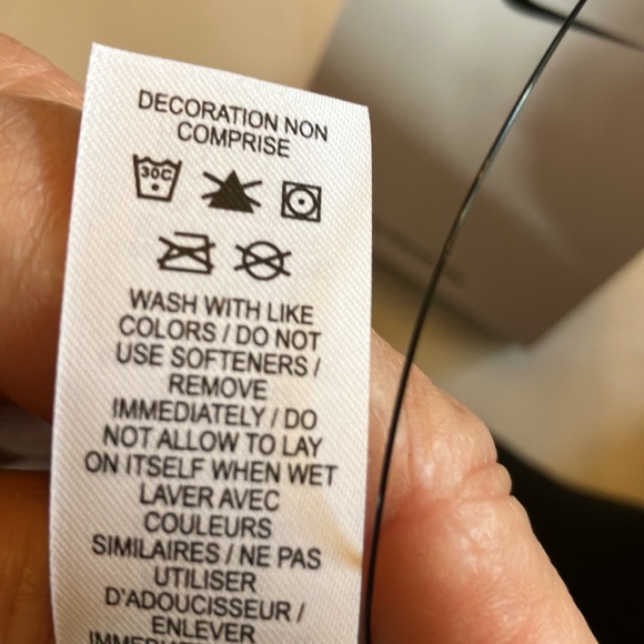 Nike Athletic/Athleisure Sports Bra/Top, MediumNWT! - Picture 9 of 9